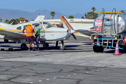 caminhão de abastecimento